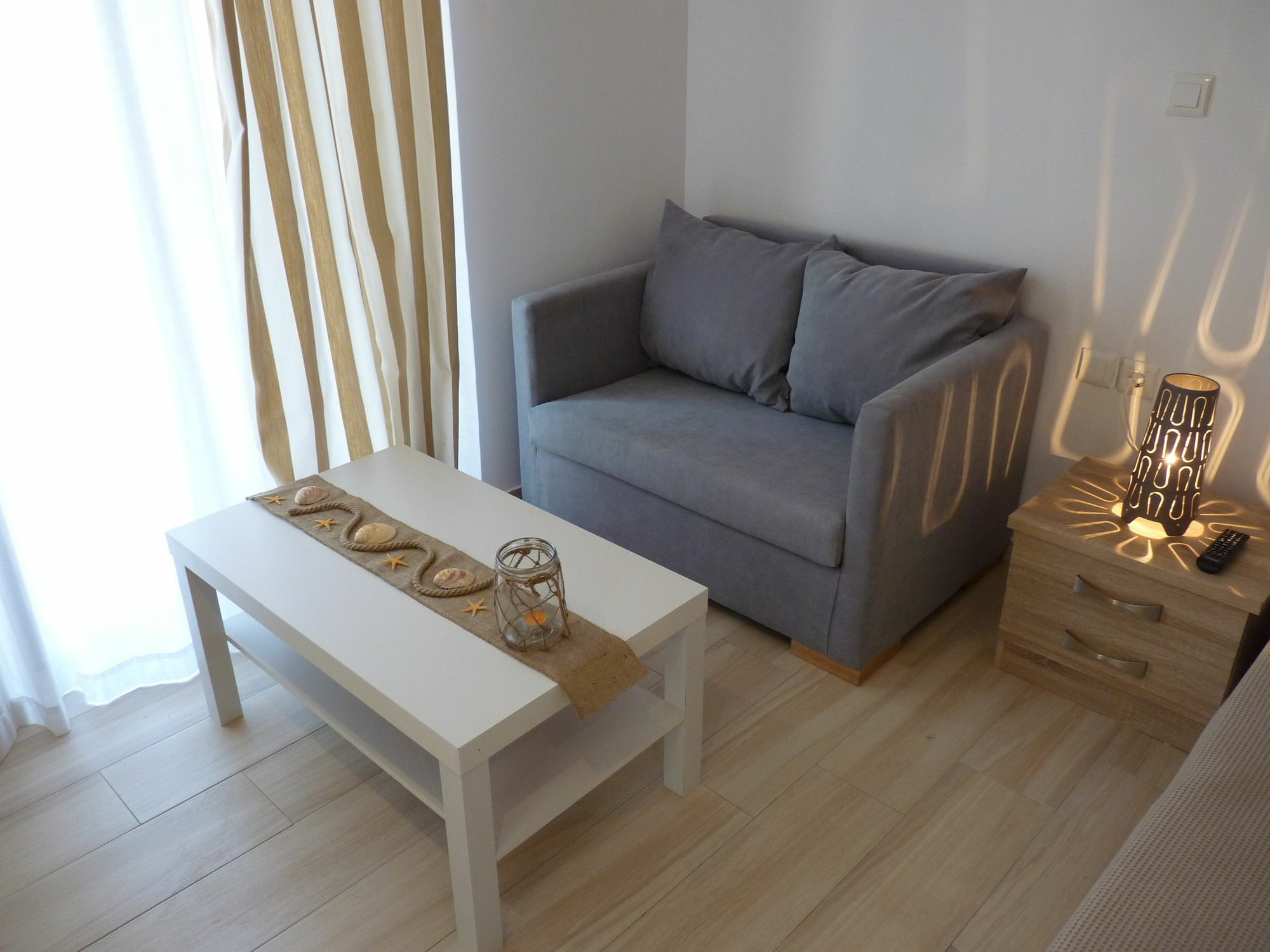 Ilianthos Apartments & Studios Mikros Gialos Exterior photo